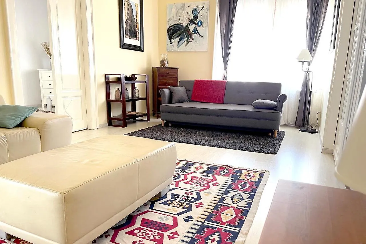 Elegant 125M2 Apartment In Center Of Budapest