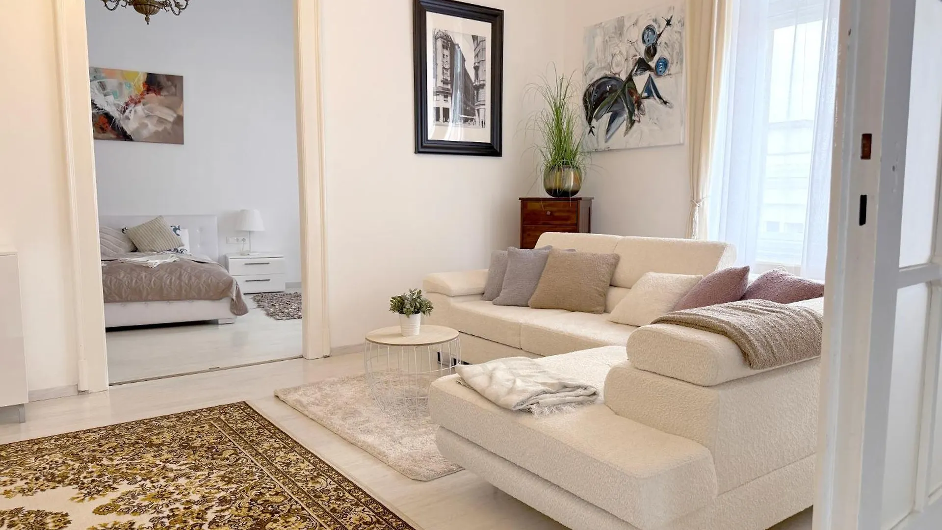 Elegant 125M2 Apartment In Center Of Budapest