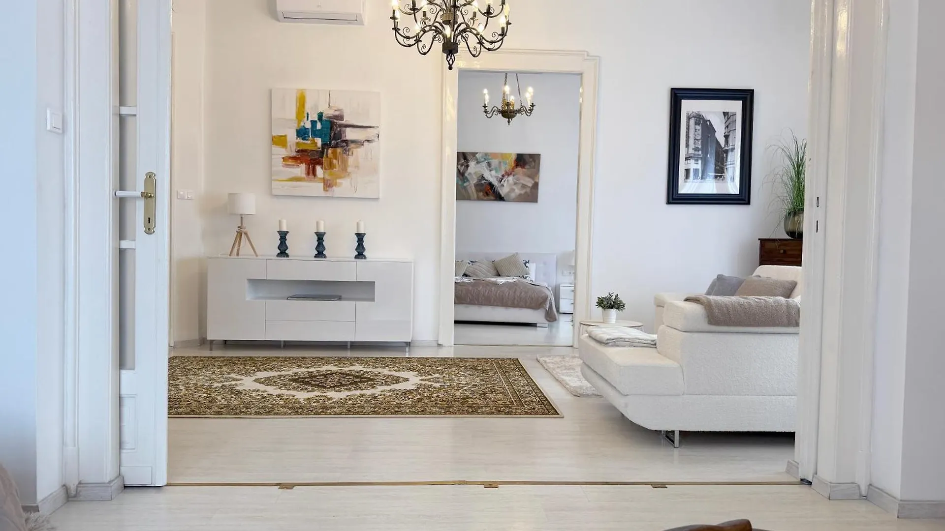 Elegant 125M2 Apartment In Center Of Budapeşte Macaristan